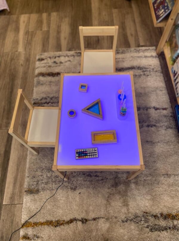 Mesa Sensorial + Caja De Luz Montessori + 1 Silla
